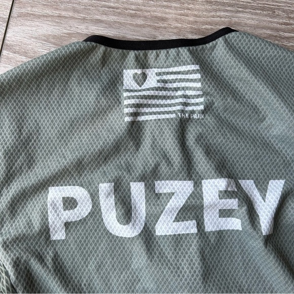 Peak Run Performance  Love The Pain Pusey Jersey Jacket - Picture 13 of 16